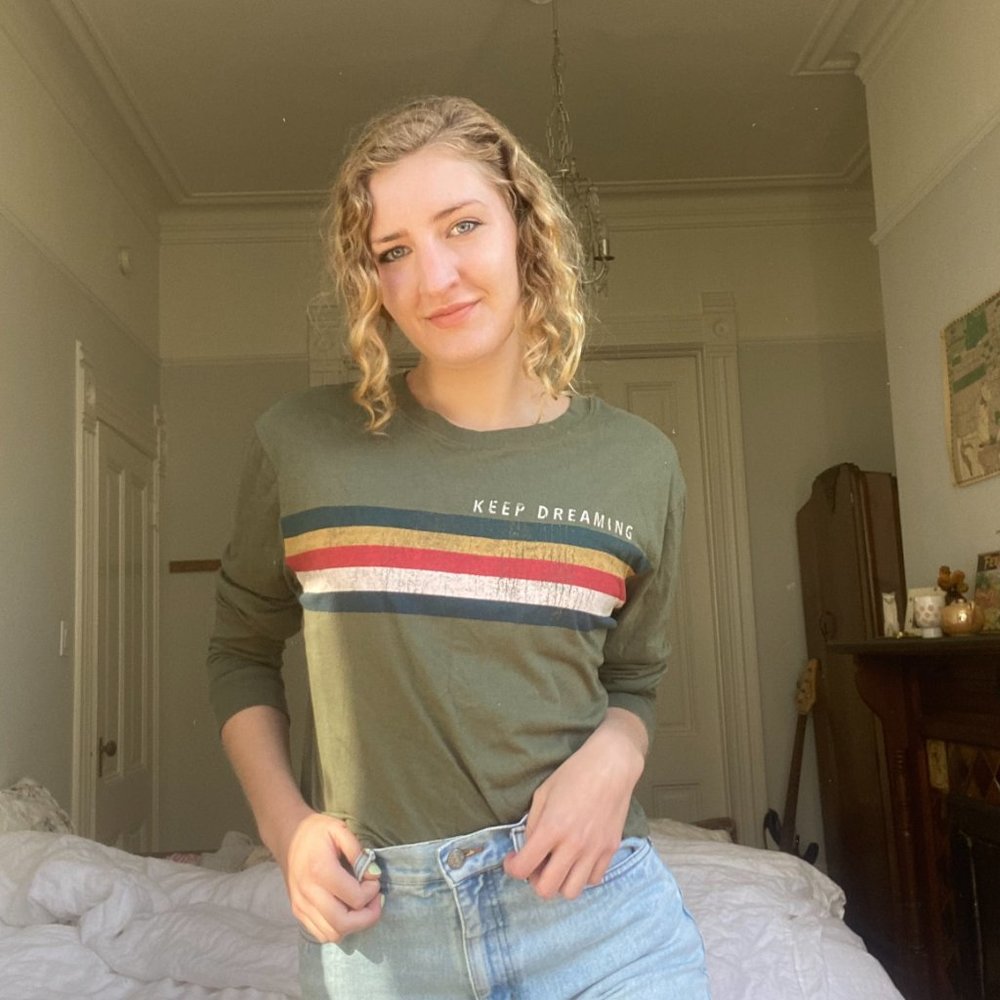 Cute Retro Long Sleeved Olive Green Cropped Tee Size M